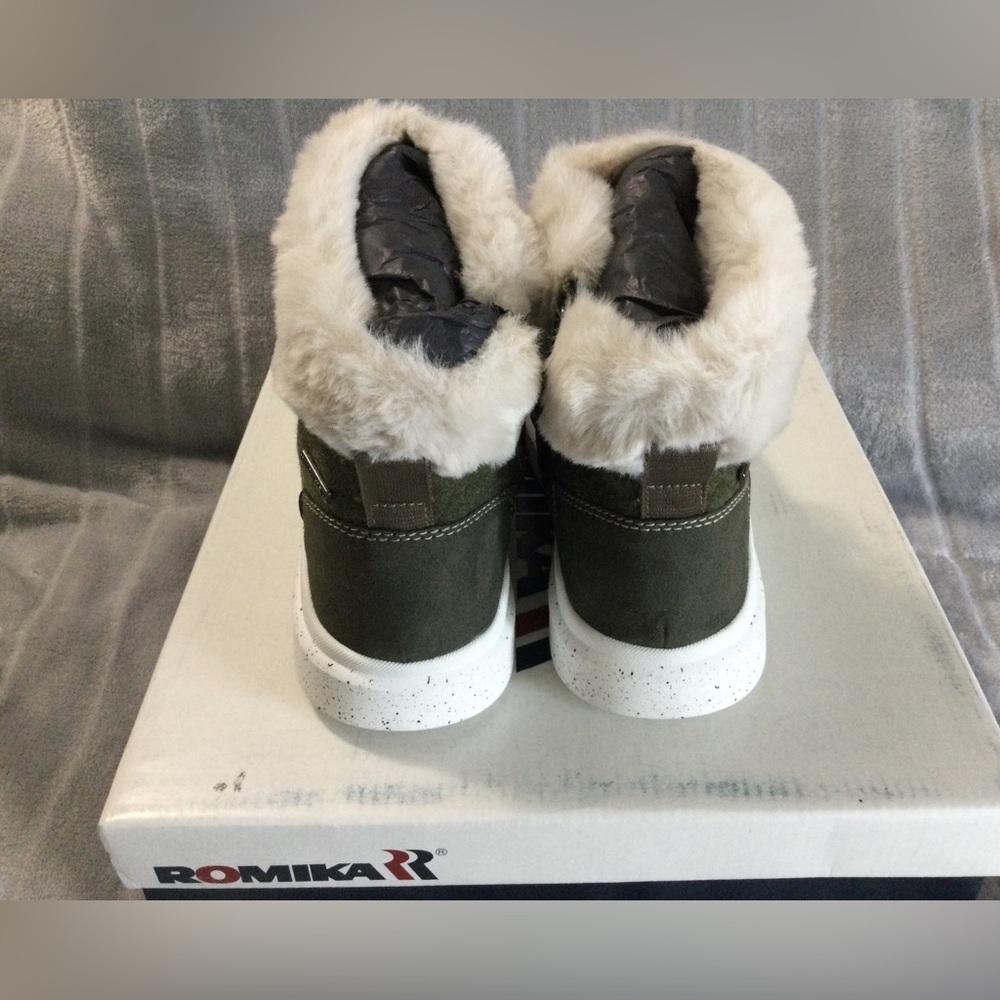 Romika Helsinki 01 Olive Faux Fur Boot Sneaker EU 36 US 5 to 5.5 - Picture 5 of 12